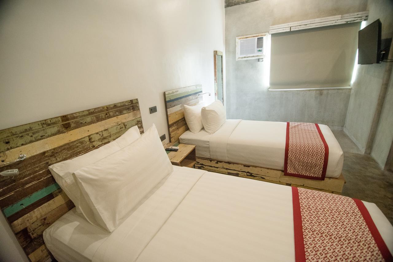 The Bricks Hotel Ντουμαγκέτ Εξωτερικό φωτογραφία
