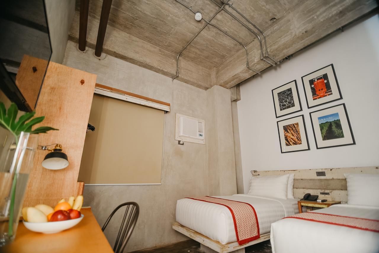 The Bricks Hotel Ντουμαγκέτ Εξωτερικό φωτογραφία